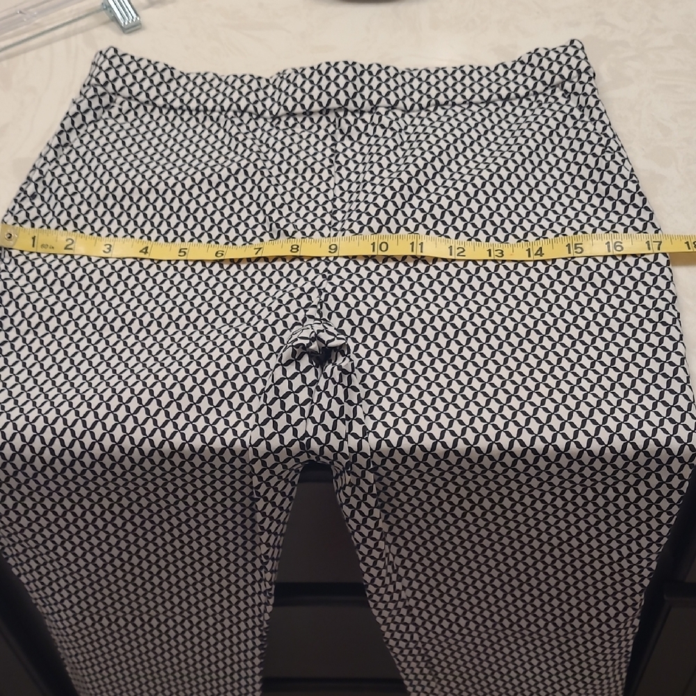 Jules & Leopold Monochrome Geometric Pants - Picture 6 of 9